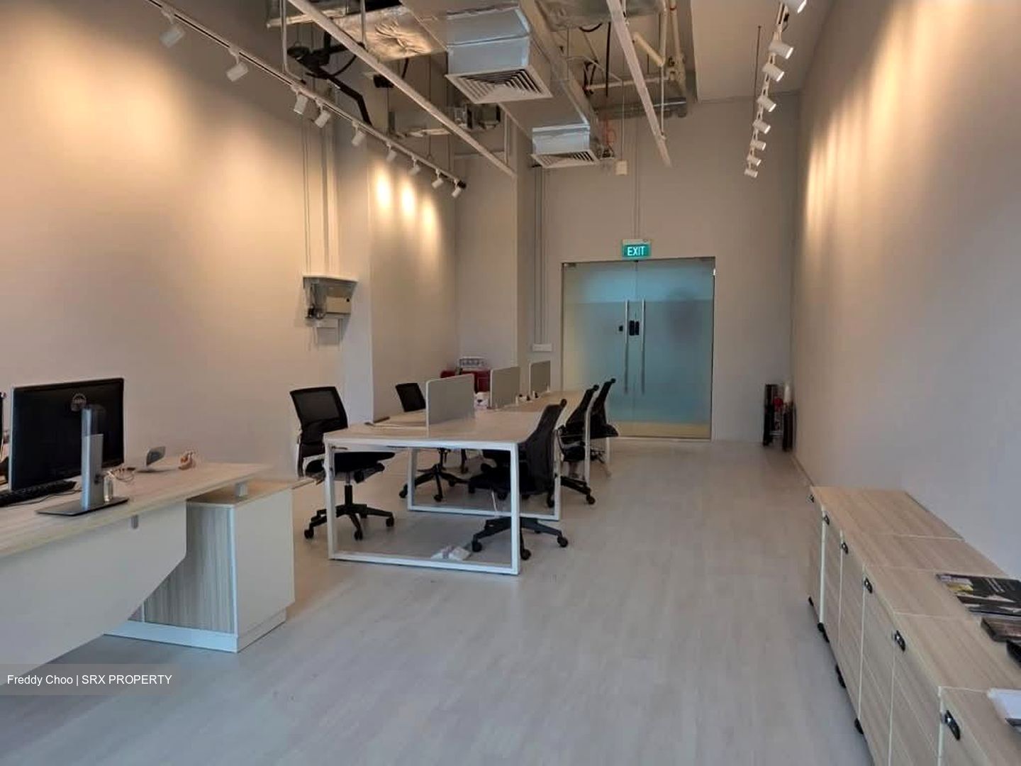 Woods Square (D25), Office #555317451
